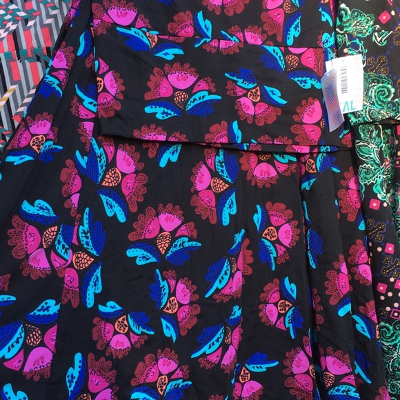 LuLaRoe Dresses & Skirts - Lularoe maxi skirt